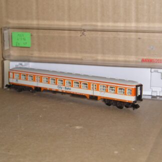 EC1218 "N" Fleischmann 8125 German DB City-Bahn 2nd class B coach, excellent used boxed.