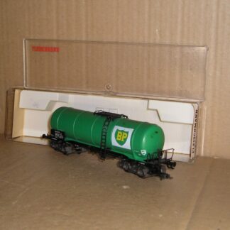 EW0566 "HO" Fleischmann 5472 German DB BP bogie tanker wagon, excellent used boxed.
