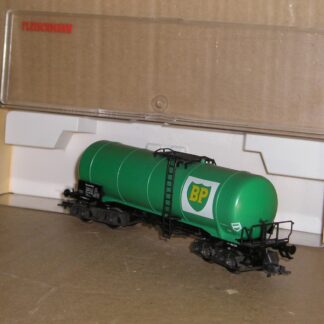 EW0565 "HO" Fleischmann 5472 German DB BP bogie tanker wagon, excellent used boxed.