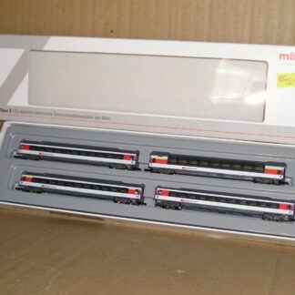 EC1215 "Z" Marklin 87663 Swiss rake of 4 coaches ICN livery, excellent/near mint used/unused? boxed.
