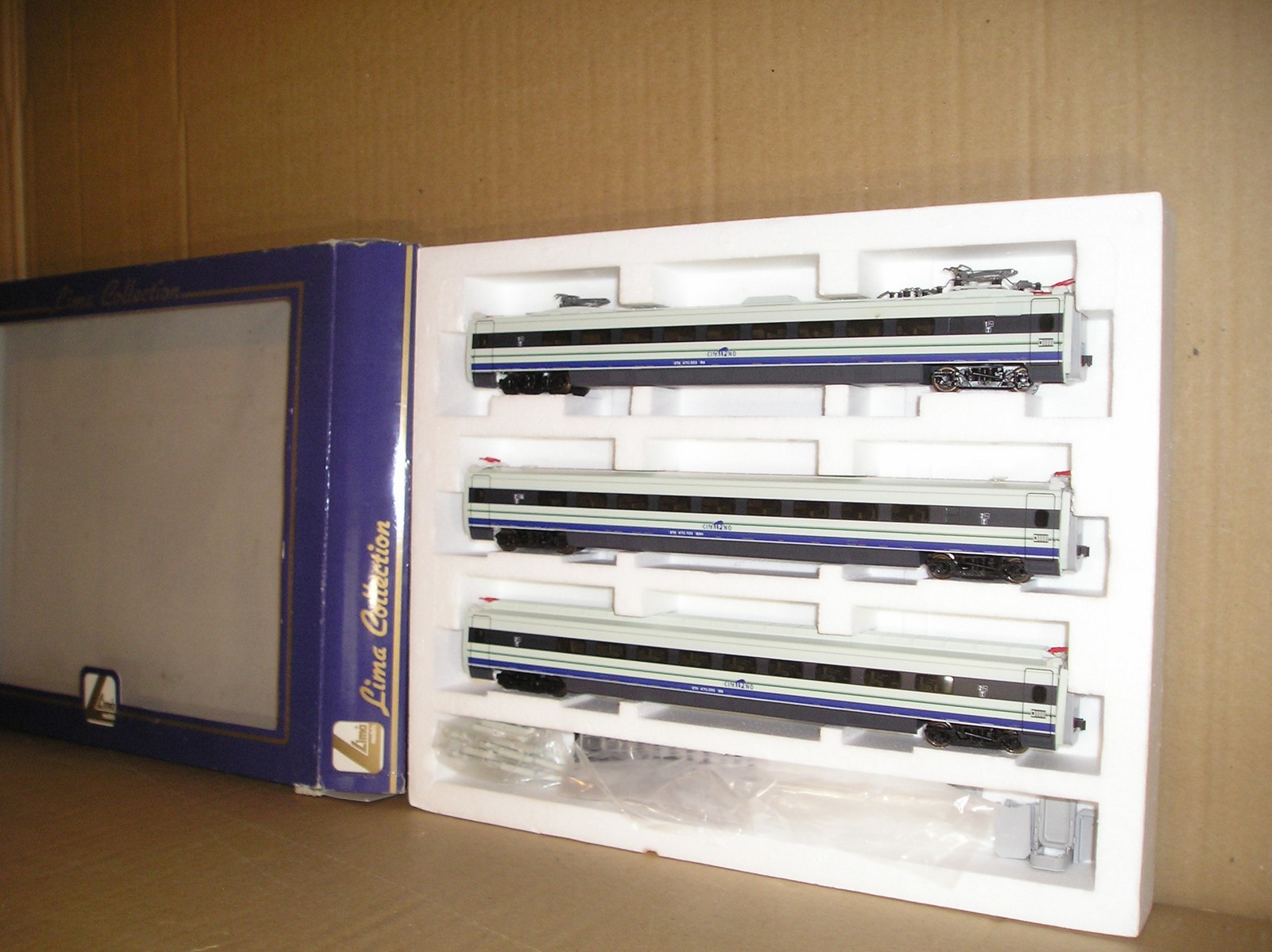ED0134s Lima L149940-1 Swiss Italy BLS Cisalpino ETR470 extension set of 3, excellent used/unused? boxed.
