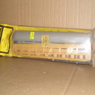 KIT0109 Ian Kirk 8840 LNER Corridor Composite coach kit unmade.