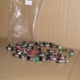 OE0066ub Selection of push button switches, mostly black, used with wire remains.