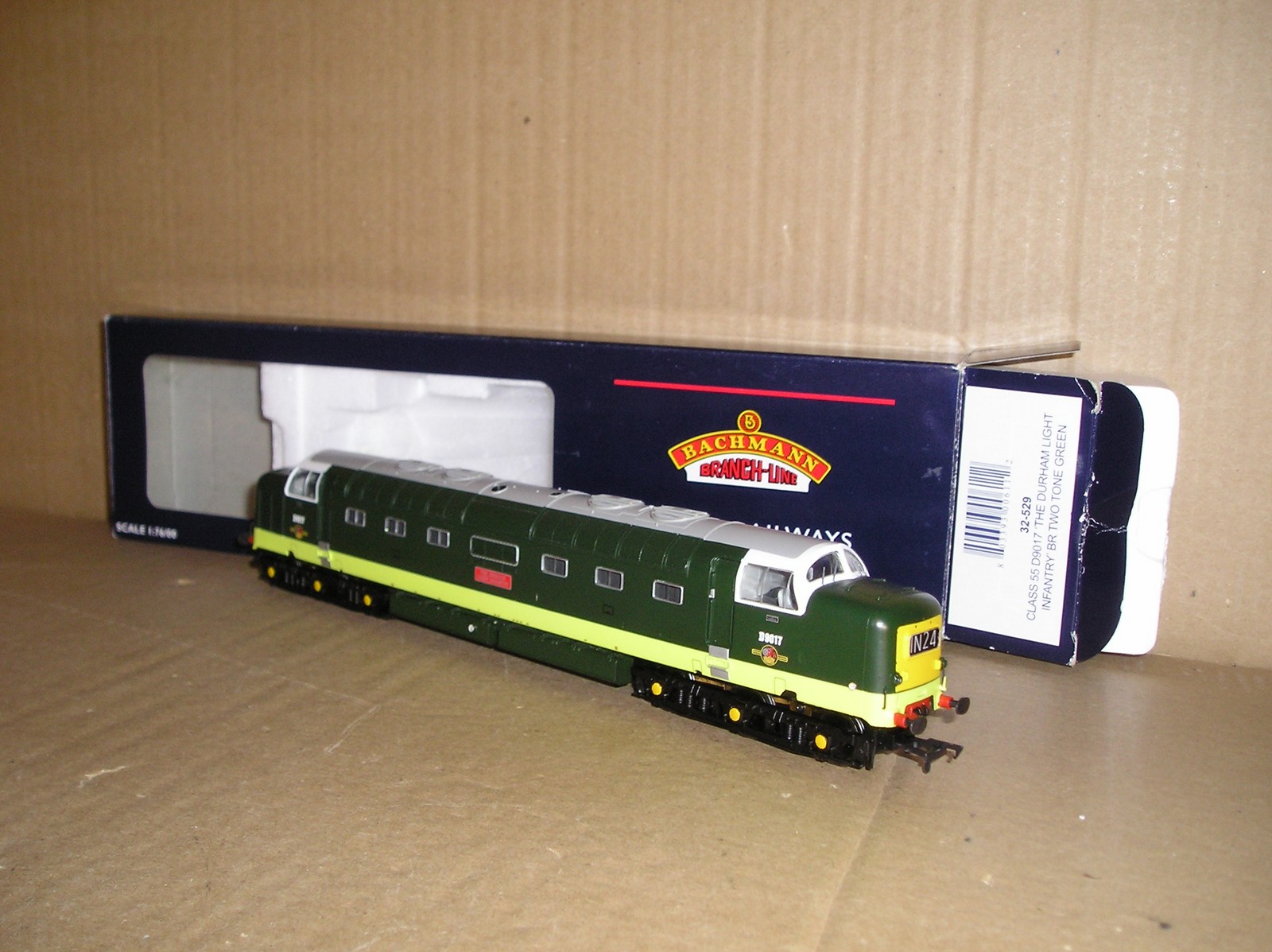 BL0012 Bachmann 32-529 Deltic D9017 excellent used boxed.
