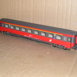 EC1146ub Roco 54240 Austria OBB 1st class Amz coach, good/excellent used unboxed.