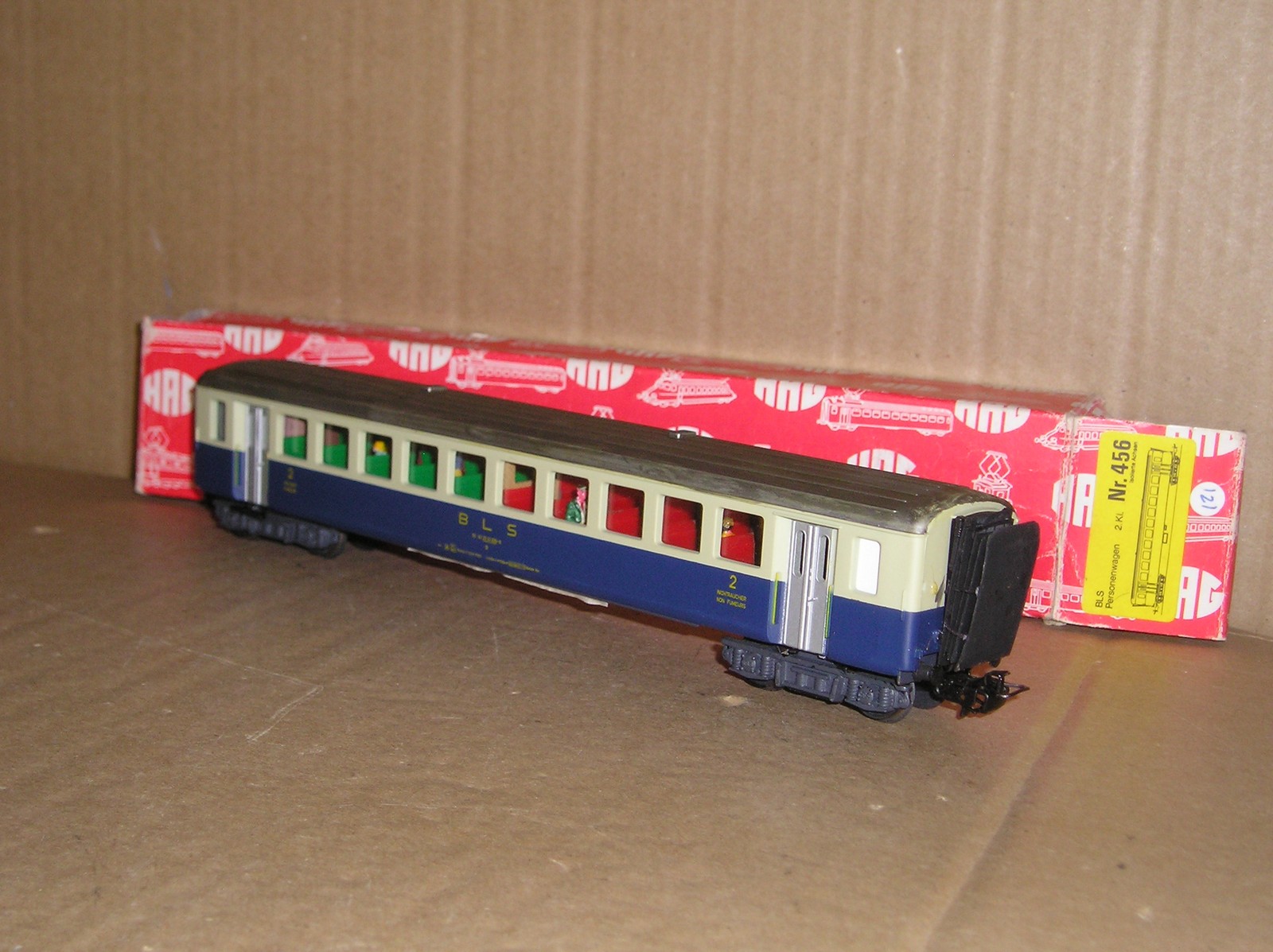 EC1143 HAG 456 Swiss BLS 2nd class B coach, weathered, good/excellent used boxed.