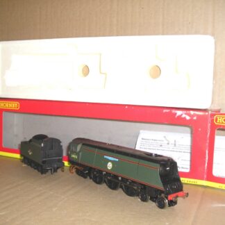 BL0376 Hornby Rxxxx? BR(SR) BB class locomotive 34051 "Winston Churchill", excellent used boxed.