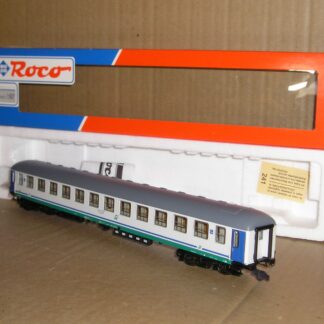 EC0415 Roco 45042 Italy FS 2nd class coach excellent used boxed.
