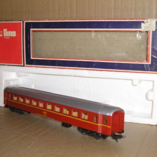 EC1135 "HO" Lima 9150 Norway NSB B3 second class coach, excellent used boxed.