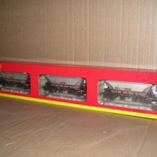 BW0384 Hornby R6385 EWS CDA Hopper wagons x3 weathered near mint/mint boxed.