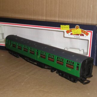 BC1076 Bachmann 34-525 63" BR(SR) Bullied Corridor Second good/excellent used boxed.
