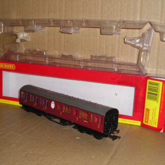 BC1064 Hornby R4575 LNER Thompson Suburban Lav. Compo. excellent/near mint used boxed.