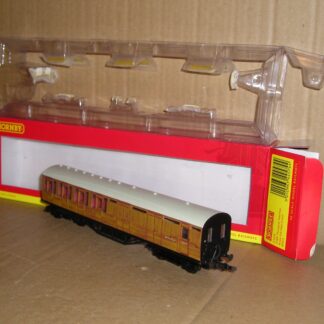 BC1063 Hornby R4574 LNER Thompson Suburban Brake 3rd excellent/near mint used boxed.