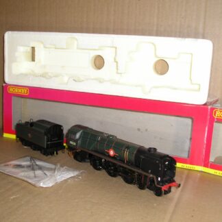 BL0353 Hornby R2169 class Merchant Navy loco 35028 Clan Line excellent used boxed.