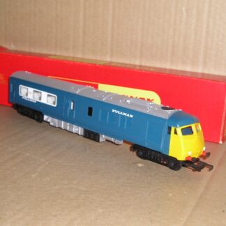 BD0006 Hornby R556 Blue Pullman DMU trailer car excellent used/unused?, boxed.