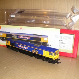 BL0345 Hornby R3902 class 66725 Sunderland, excellent used/unused boxed.