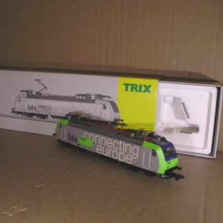 EL0328 "HO" Trix 22085 Swiss BLS class 485 loco, excellent used boxed.