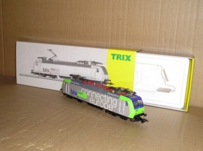 EL0327 "HO" Trix 22085 Swiss BLS class 485 loco, excellent used boxed, read...