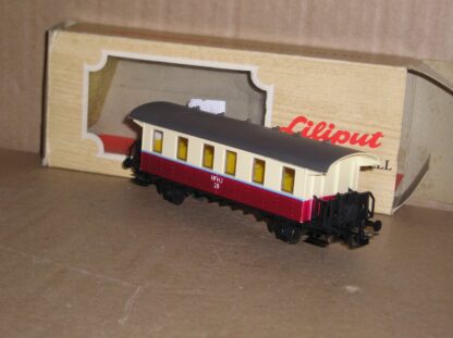 EC1090 Liliput 270 61? Danish? HFHJ 4 wheel coach No28, excellent used/unused boxed.