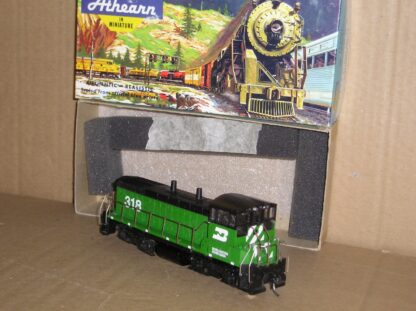 NAL0104 "HO" Athearn 3902 SW1500 Burlington Northern loco good/excellent used boxed.