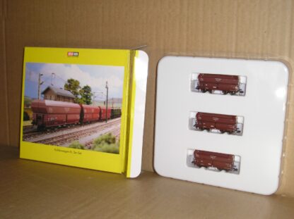 EW0664 "N" Brawa 1800 German DR Coal/mineral bogie hopper wagon set of 3, excellent unused boxed.
