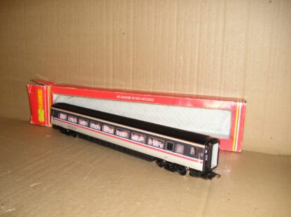 BC1007 Hornby R407 BR Mk4 TSO tourist second open Intercity #12401 excellent used/unused? boxed.