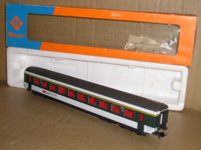 EC1049 Roco 44201A Swiss SBB EWIV 1st class coach, excellent used boxed.