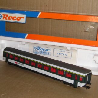 EC1048 Roco 44471 Swiss SBB EWIV 1st class coach, excellent used boxed.