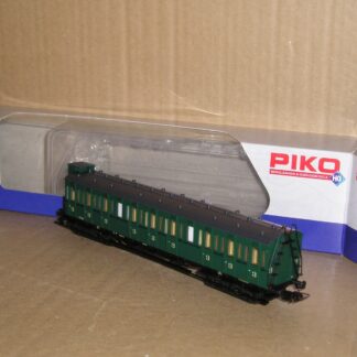EC0853 Piko 53313 Belgium SNCB 3rd class coach excellent used boxed.