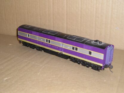 NAL0103 "HO" Life-Like Atlantic Coast Line dummy loco good/excellent used unboxed.