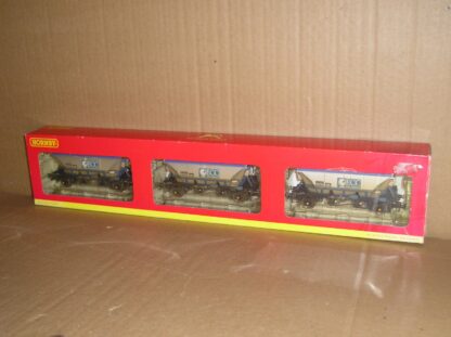 BW0339 Hornby R6223A ECC China Clay CDA hoppers weathered wagons excellent used boxed.