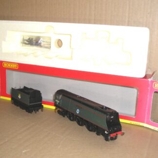 BL0336 Hornby R2221 Battle of Britain class loco 34067 "Tangmere" excellent/near mint boxed.