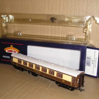 BC0975 Bachmann 39-310 Mk1 Parlour Second, excellent used/unused? boxed.