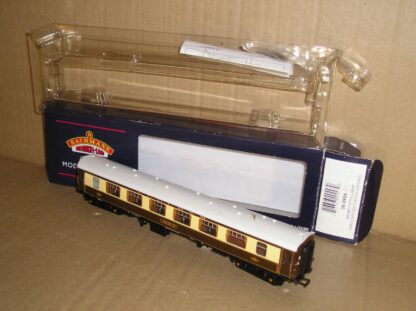 BC0973 Bachmann 39-290A Mk1 Parlour First, excellent used/unused? boxed.