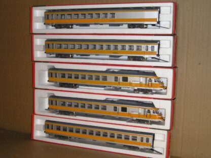 ED0118 "HO" Jouef 8611/5491/2/3/4 French SNCF Turbotrain coaches x5, excellent unused? boxed.