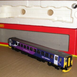 BD0166 Hornby R2757 class 153 324 Northern Rail excellent used boxed.
