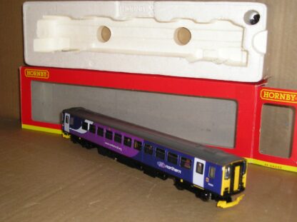 BD0166 Hornby R2757 class 153 324 Northern Rail excellent used boxed.