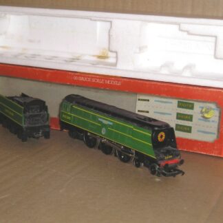 BL0308 Hornby R374 Southern Battle of Britain 21C166 good used boxed.