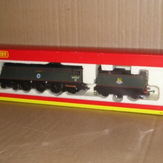 BL0089 Hornby R2221 BR(SR) Battle of Britain class loco 34067 "Tangmere" excellent used boxed.