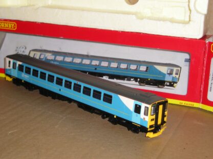 BD0162 Hornby R2932 class 153367 DMU in Arriva, excellent used boxed.