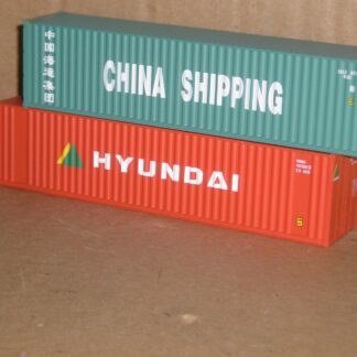 EW0643ub 2 x 40' containers, Hyundai & China Shipping, excellent used unboxed.