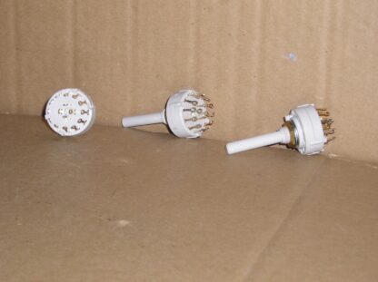 OE0062ub 4 pole 3 way (4P3W) rotary switches unused, x3.