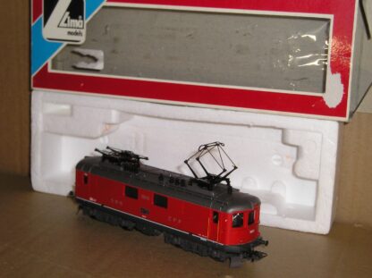 EL0302 "HO" Lima 8067 Swiss SBB Re4/4 10043 in red, excellent used boxed.