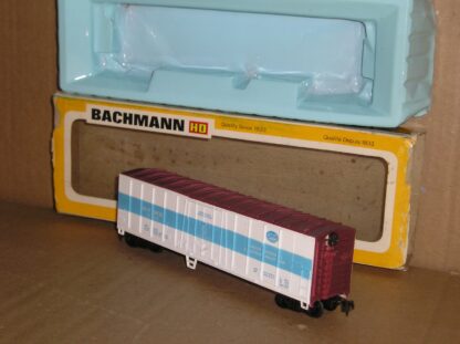 NAW0280 "HO" Bachmann 71000? 51' plug door box car New York Central, excellent used boxed.