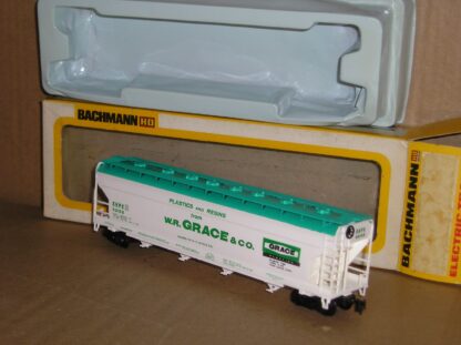 NAW0267 "HO" Bachmann ?? hopper wagon W.R.Grace & Co., excellent used boxed.