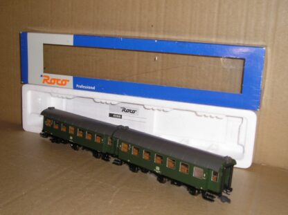 EC0948 Roco 45908 German DB 3yge coupled coaches mint boxed.