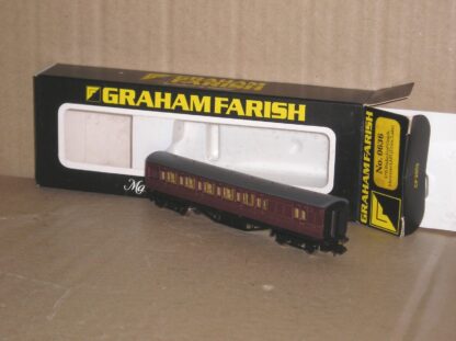 BC0772 Graham Farish 0636 LMS 57' suburban brake end composite coach excellent used boxed.