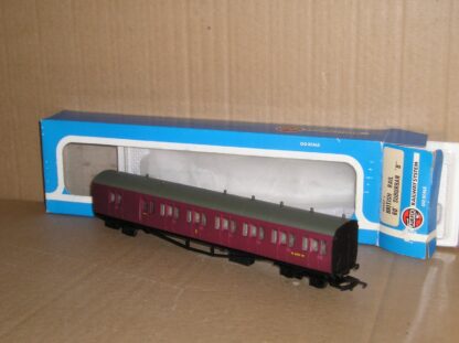 BC0736 Airfix 54257-1 60' BR(WR) Suburban "B" coach, excellent used boxed.