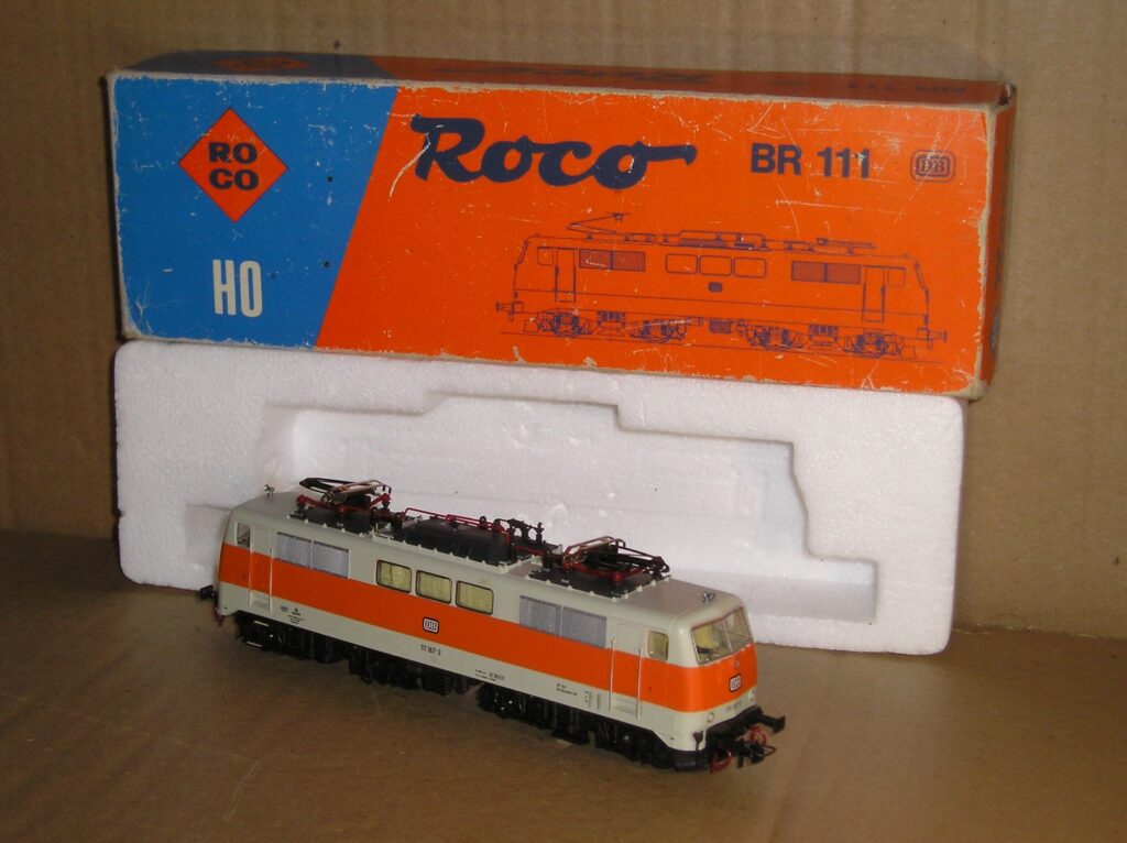 EL0238 Roco 43414 German DB Br111 loco excellent used boxed. – Zetland ...
