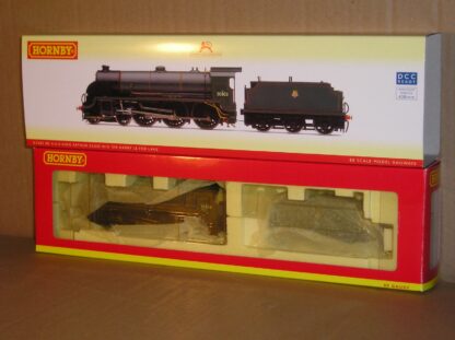 BL0213 Hornby R2582 BR(SR) King Arthur N15 30803 "Sir Harry le Fise Lake" excellent (new?) boxed.